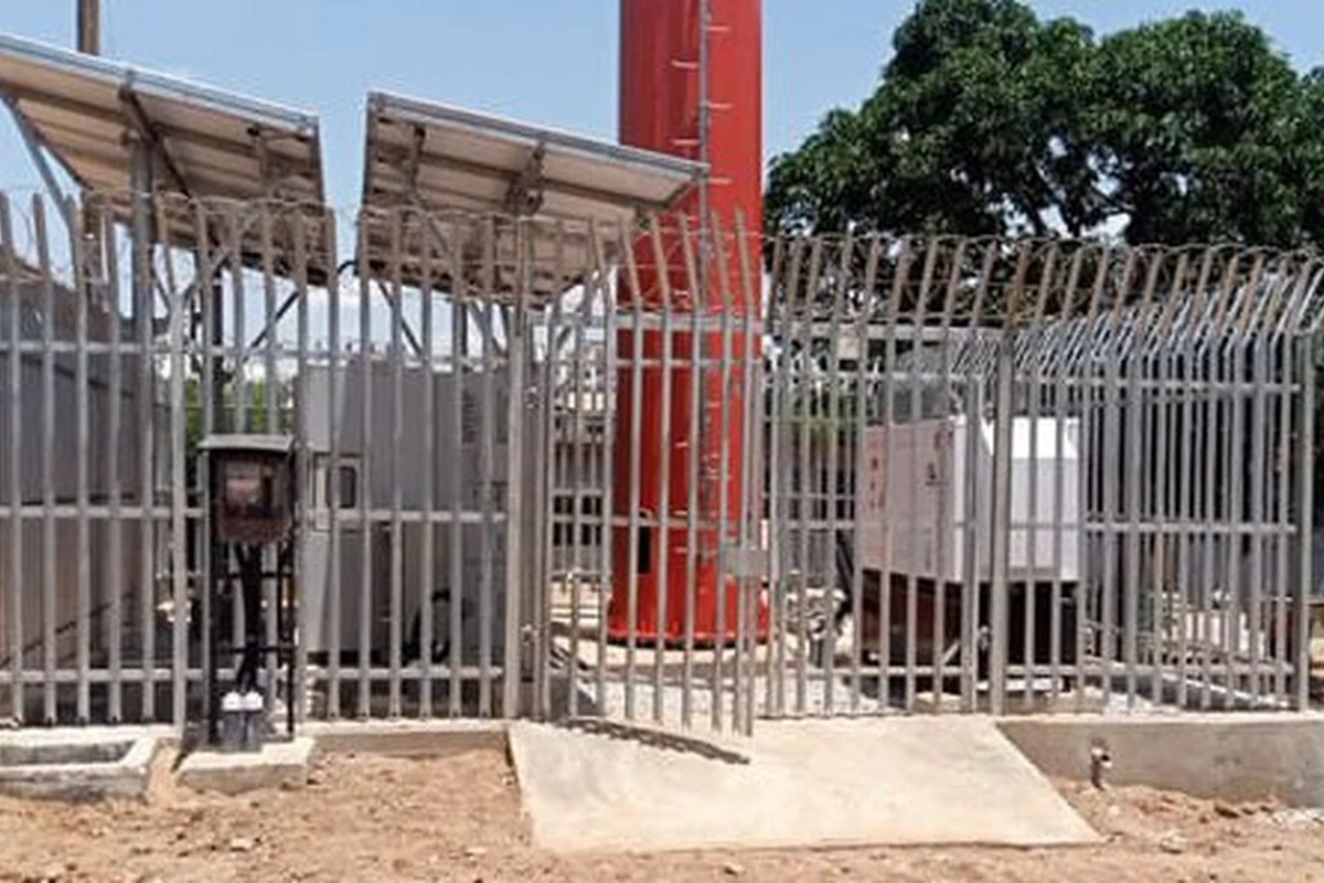 Secured telecommunications site
